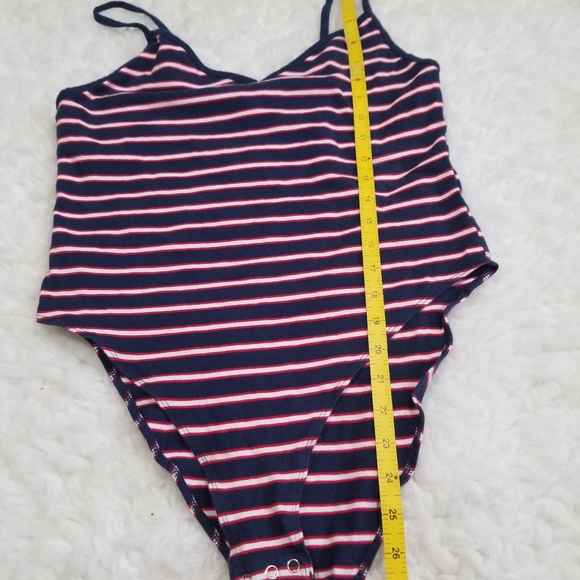 H & M striped basic bodysuit.  Size L - Picture 9 of 10